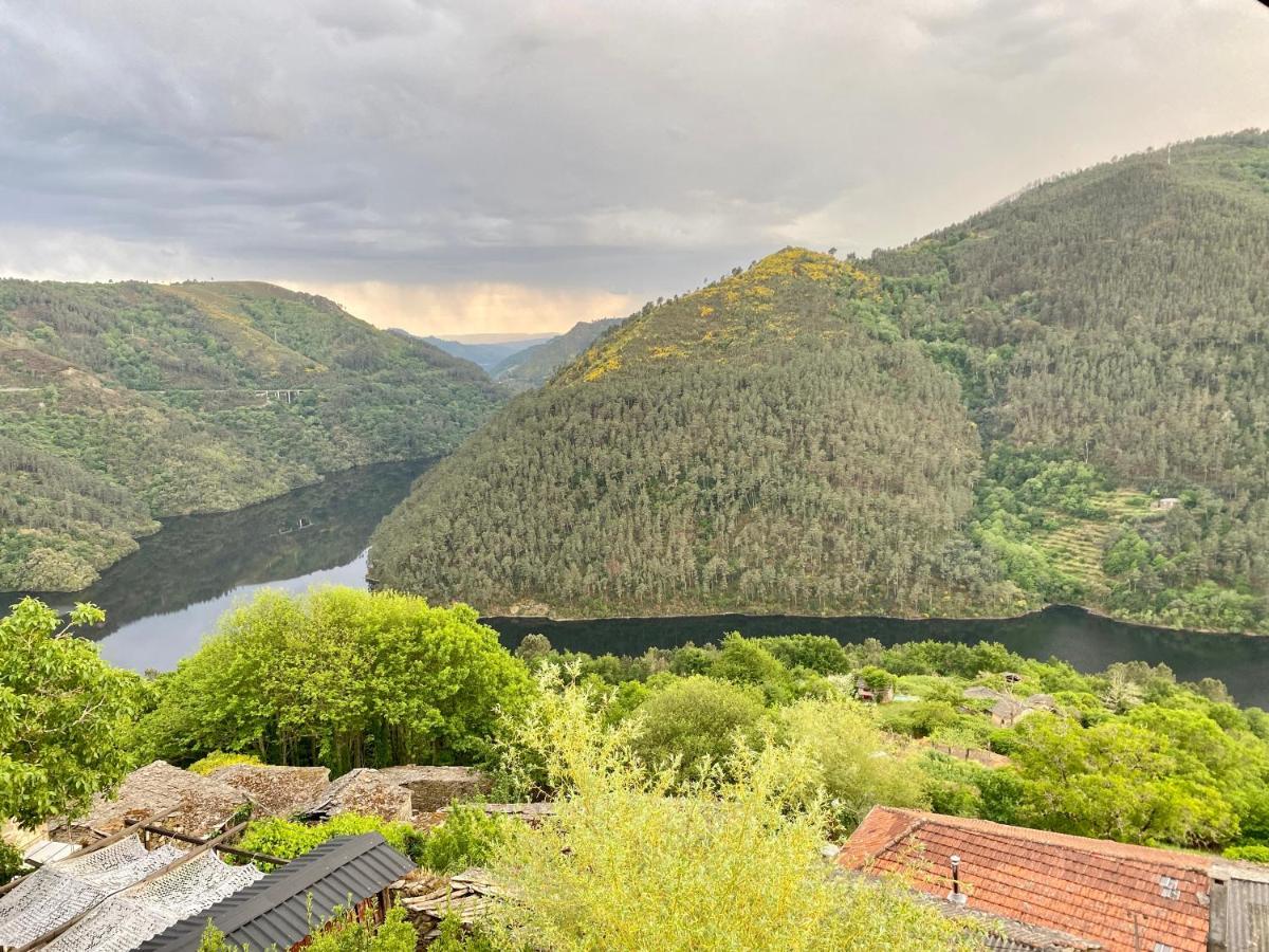 فيلا Ribeira Sacra La Imperfecta Santa María المظهر الخارجي الصورة